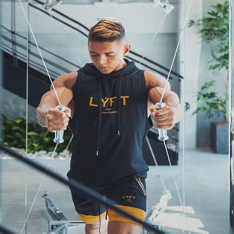 

Running Men Bodybuilding Hooded Tank Top Cotton Sleeveless Vest Summer Gyms Fitness Workout Casual Fashion Brand Tops Clothing