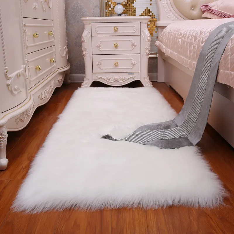 

Plush Carpet Living Room Home Bedroom Cute White Artificial Wool Carpet