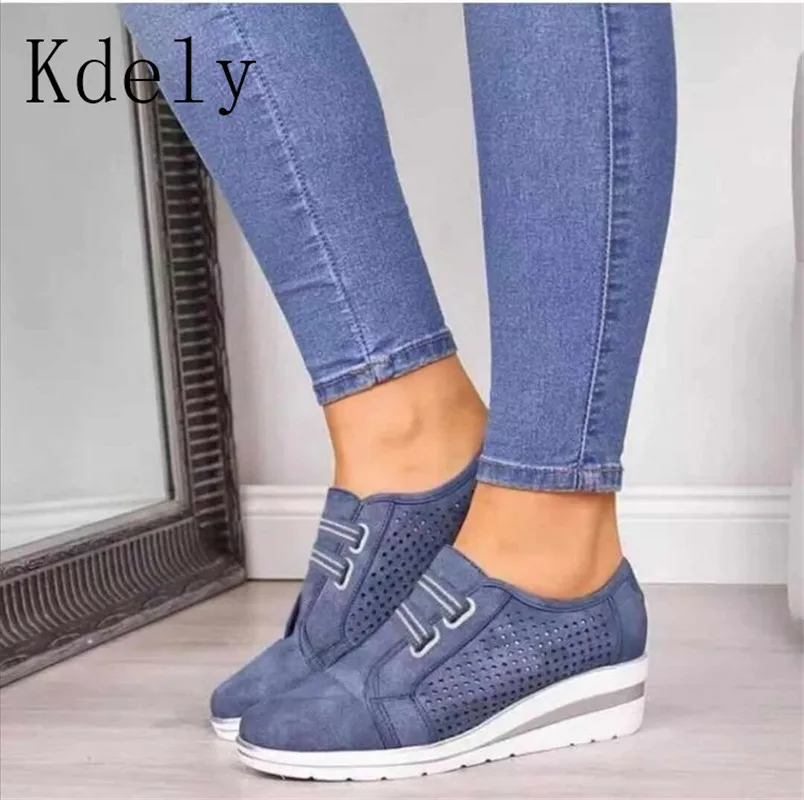 

Женские кроссовки из флока, на платформе и высоком каблуке, Размеры 35-43
