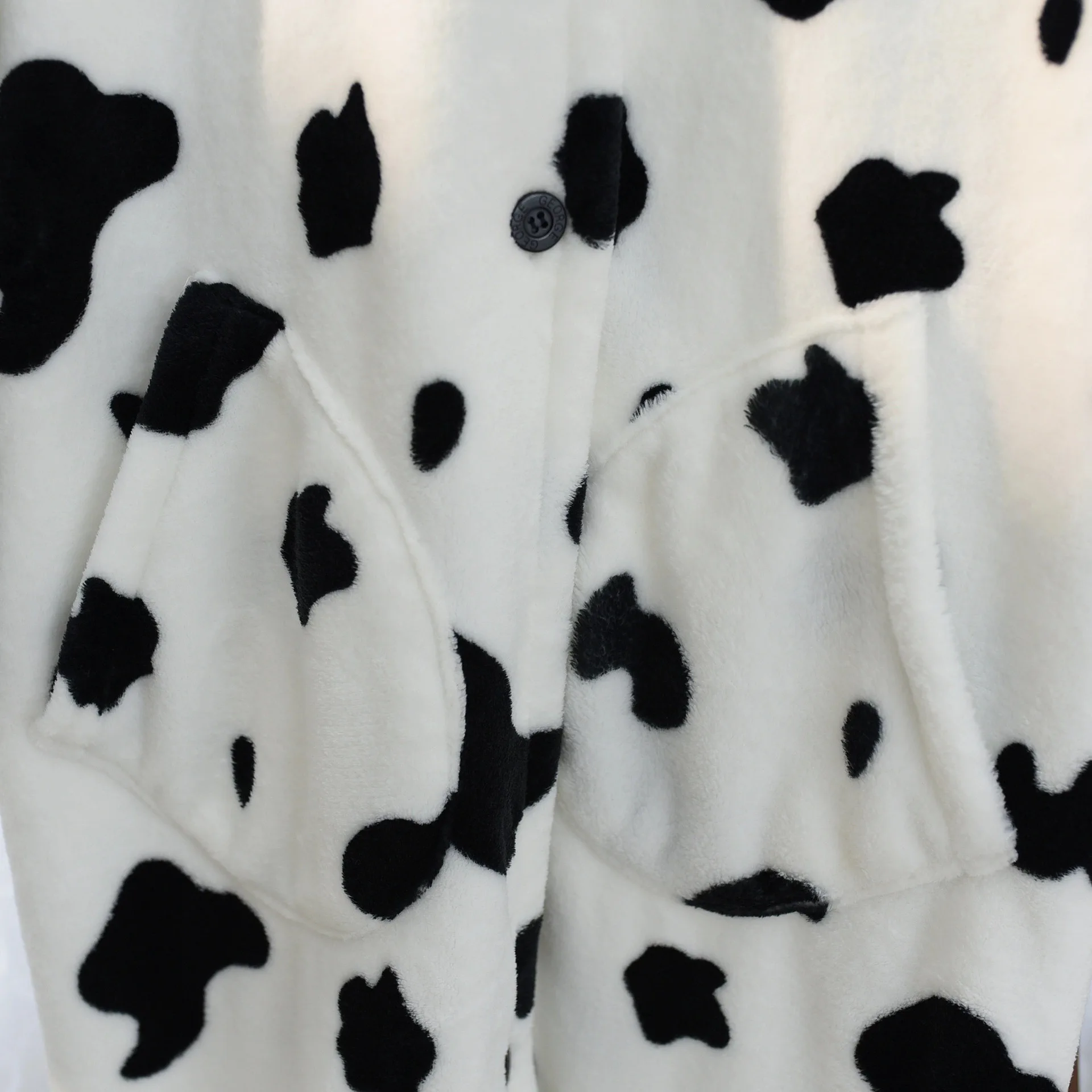 Robes for Women Cow Printed Pajamas Autumn Winter Cute Ladies Nightgown Mid-length Thick Loose Flannel Homewear Bathrobe