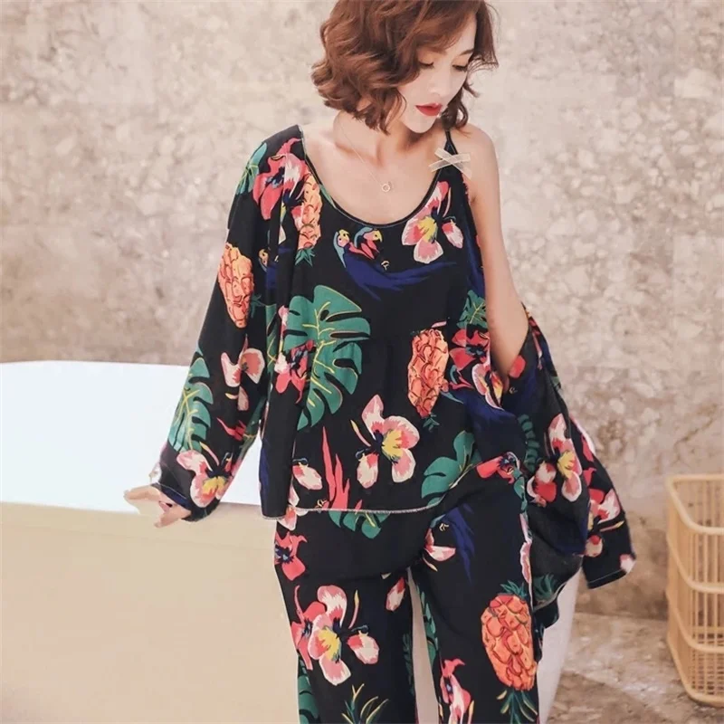 

Three Sets of Pajamas Women Spring and Autumn Long Sleeves Sweet Sling Maternity Nightgown