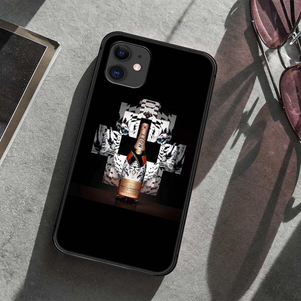 

Fashion luxury brand Marcelo Phone Case Cover Hull For iphone 5 5s se 2020 6 6s 7 8 12 mini plus X XS XR 11 PRO MAX black Prime