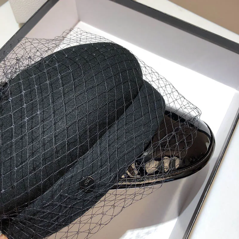 Шапка-ушанка Женская из 2021 искусственной кожи на осень/зиму модные береты |