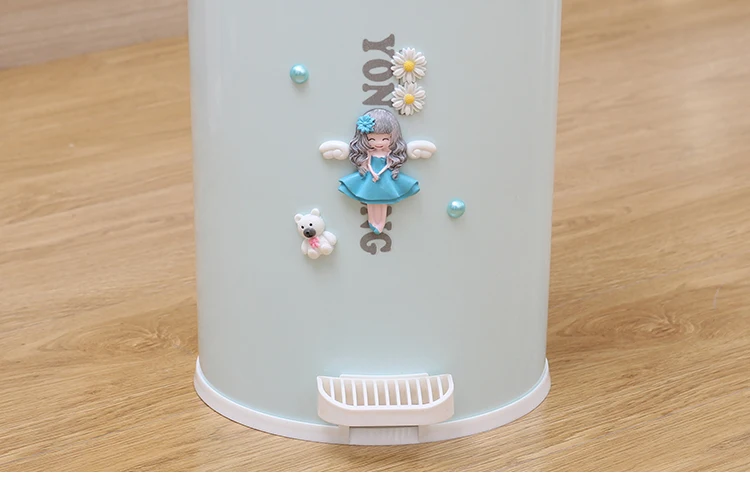 

7L/9L Cartoon Cute Trash Can Foot Pedal Home Living Room Bedroom Kitchen Garbage Bin with Lid Plastic Bucket Pink