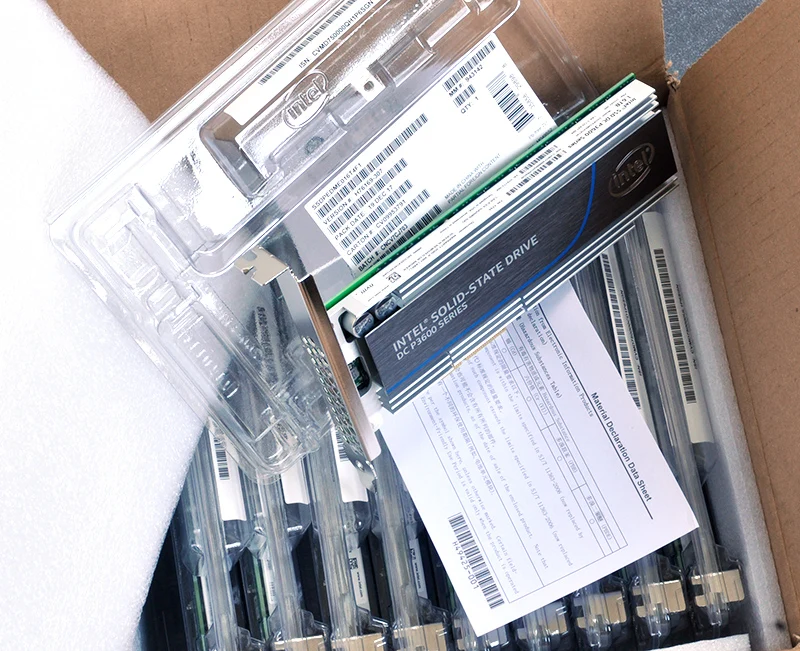 

Intel Enterprise DC P3600 1.6T PCIe/ 800G U.2/NVMe Solid State Drive SSD