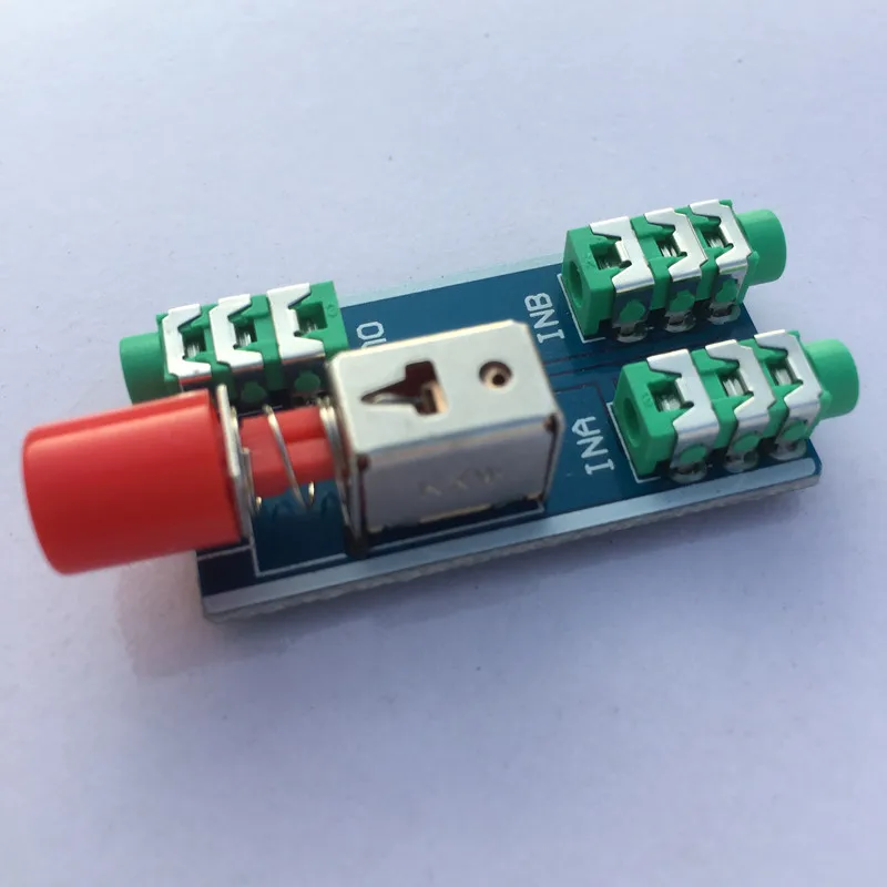 Аудиоисточник для наушников 2 в 1 выход Переключение распределительная плата два