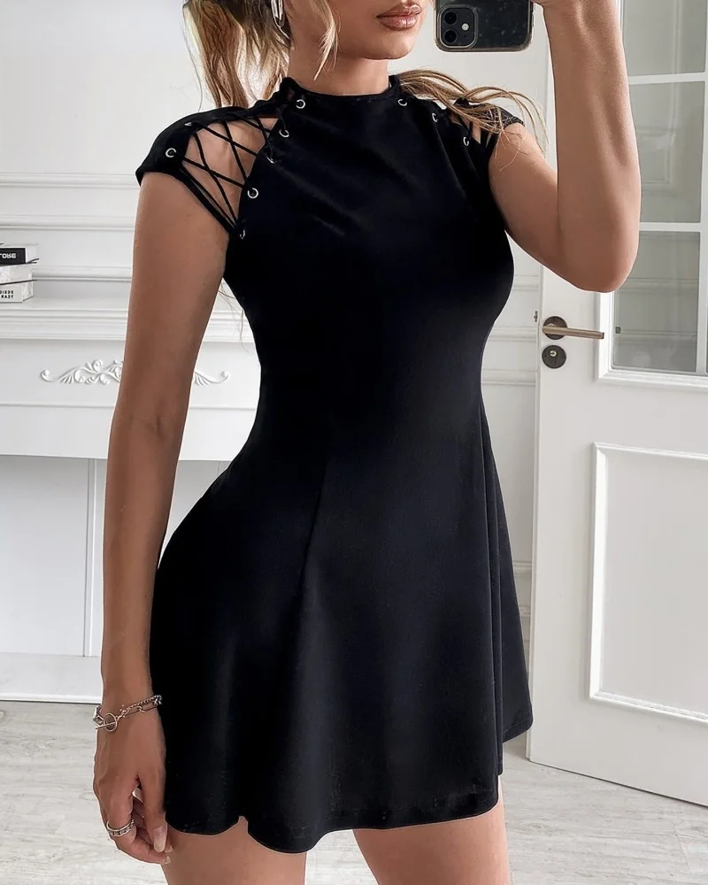

Casual new women's sexy eyelet lace up detail Pleated Dress