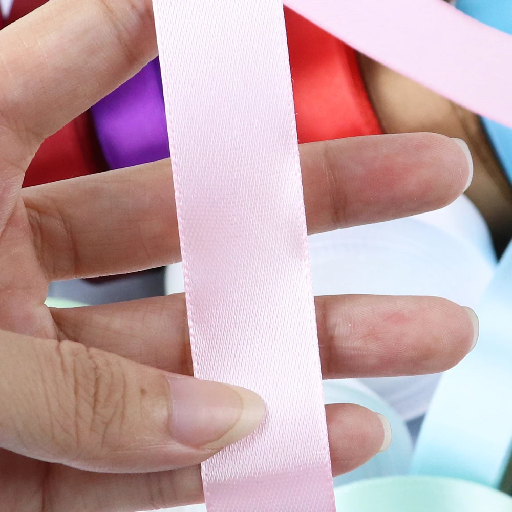 Однотонная блестящая атласная лента для упаковки подарков 22 метра 36 цветов -