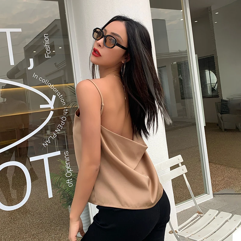 

Chic Fashion Camis Straps Sexy Backless Satin Crop Tops Women Club Party Silky Sleeveless Top Cropped Elegant 2021 Summer Vest