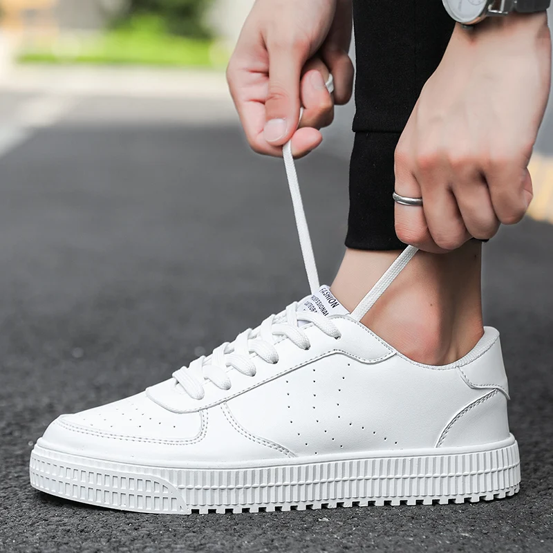 

Новинка 2021, кожаные туфли для пар, модная универсальная повседневная женская обувь для прогулок, нескользящая резиновая уличная спортивная...