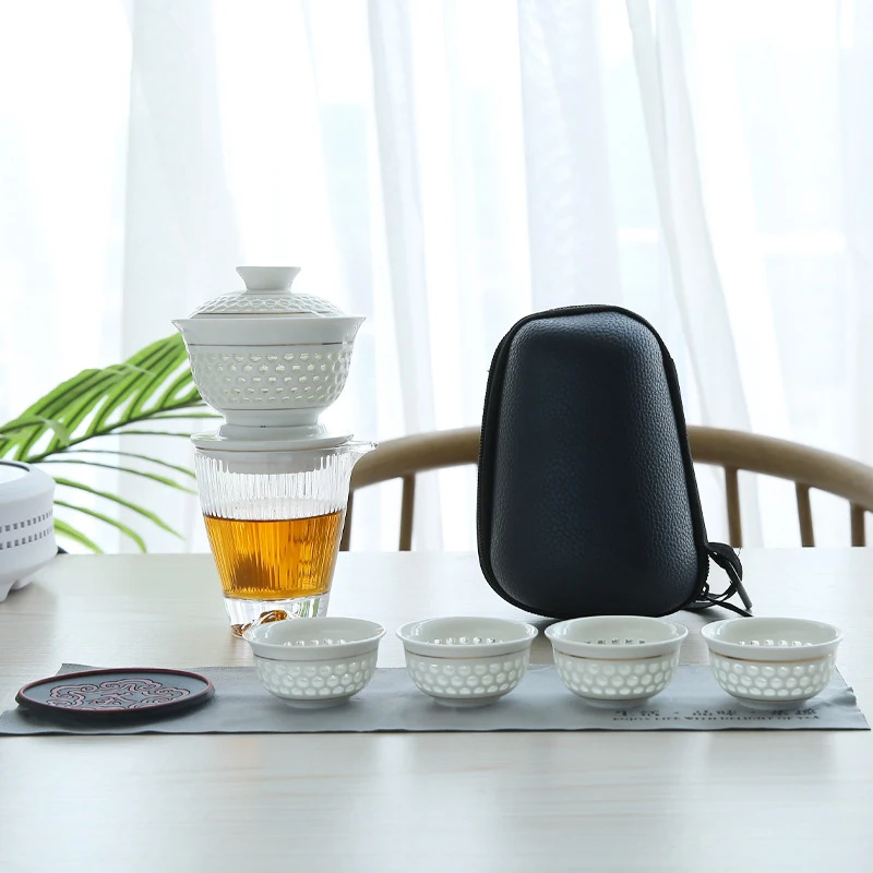 Изысканный сине белый керамический гайвань чайный набор 1pot 5cup непревзойденный