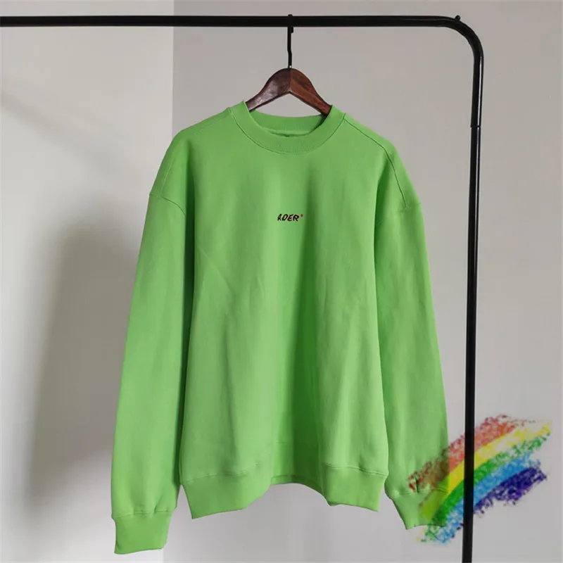 

Hoodies & Sweatshirts