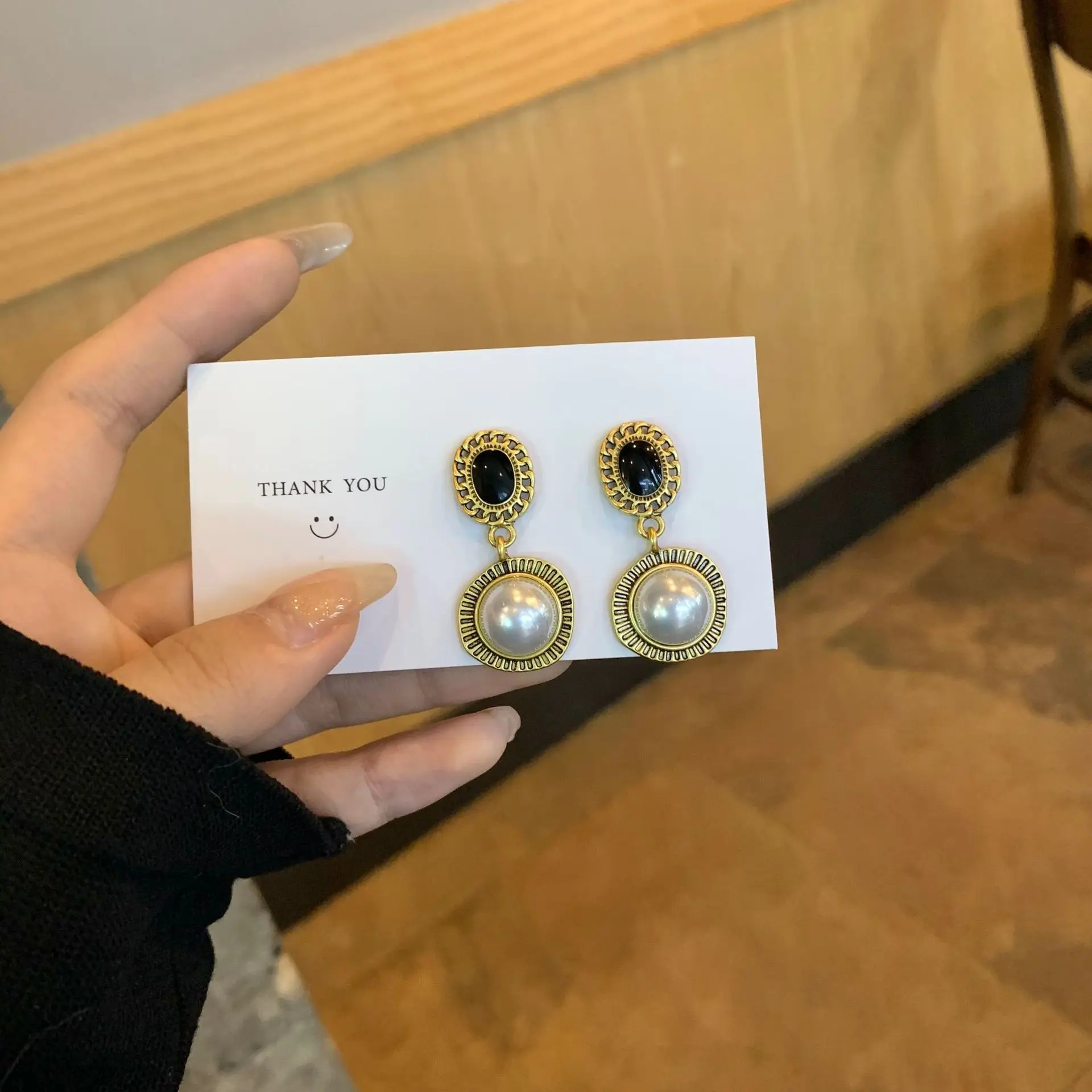 

S925 Silver Needle French Retro Irregular Drop Oil Metal Pearl Earrings Woman Korean Simple Quality Earrings Earrings