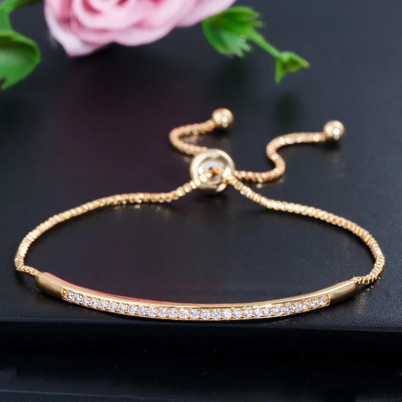 

Fashion Korean Accessories Shiny Zircon Single-Row Curved Decorative Crystal Bracelet Ladies Birthday Jewelry Premium Gifts