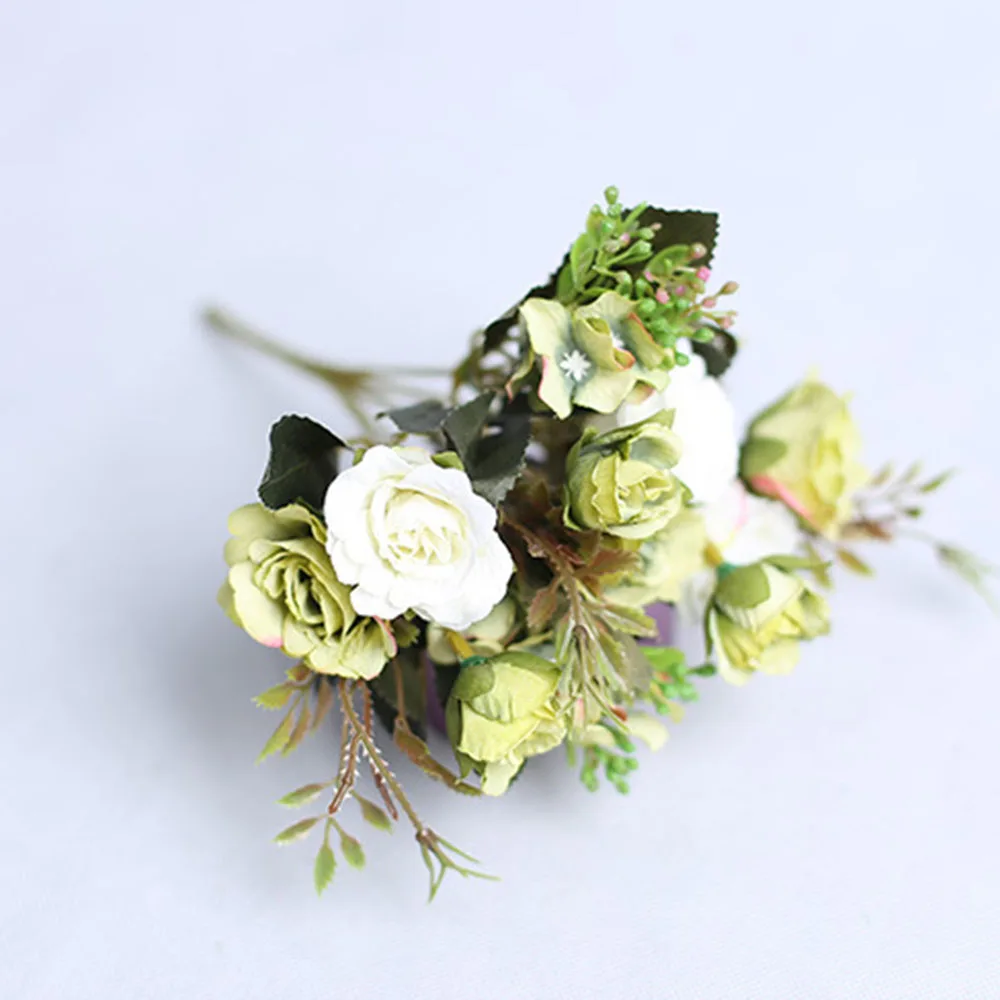 

European Vintage Artificial Silk Tea Rose Flowers Small bud Bouquet Wedding Home Retro Fake Flower Party DIY Decoration