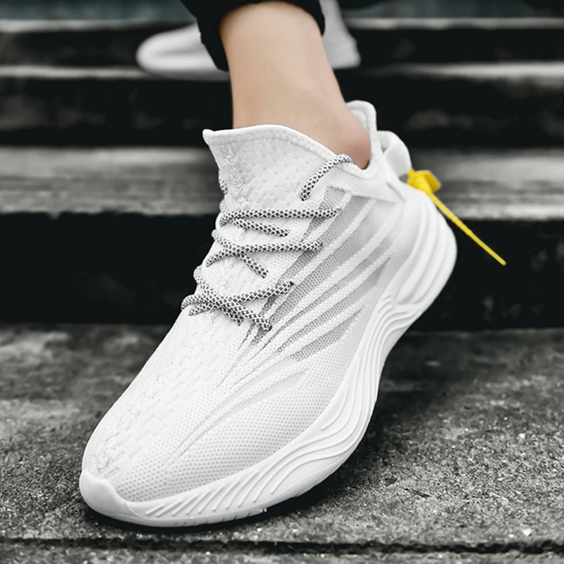 

Sneakers Male Summer Air Mesh Breathable Running Shoes For Men Fashion Reflective Lace Up Sports Shoes 2021 New Light Plus Size