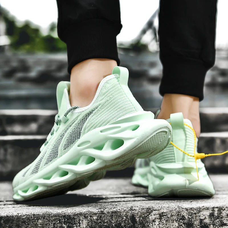 

Comfortable Men Sport Shoes Breathable Running Sneakers Men Casual Shoes Platform Sneakers Men Tennis Shoes Men Walking Shoes