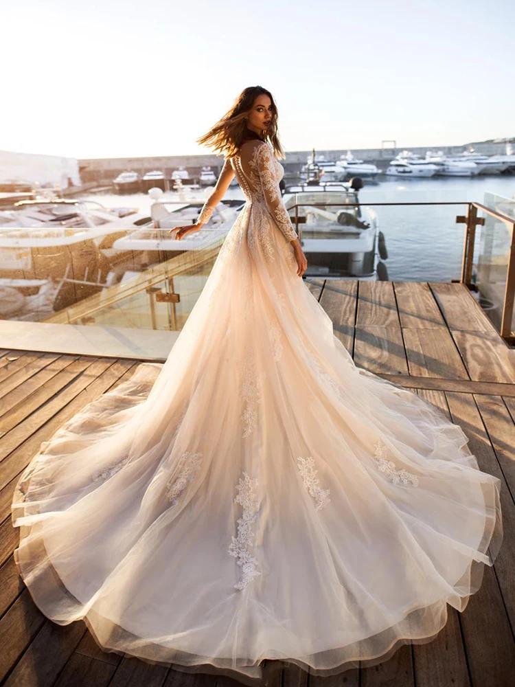 

MNGRL Luxury Retro V-neck Long Sleeve Bridal Dresses White Lace 3D Flower Wedding Dress Fluffy Skirt Plus Size