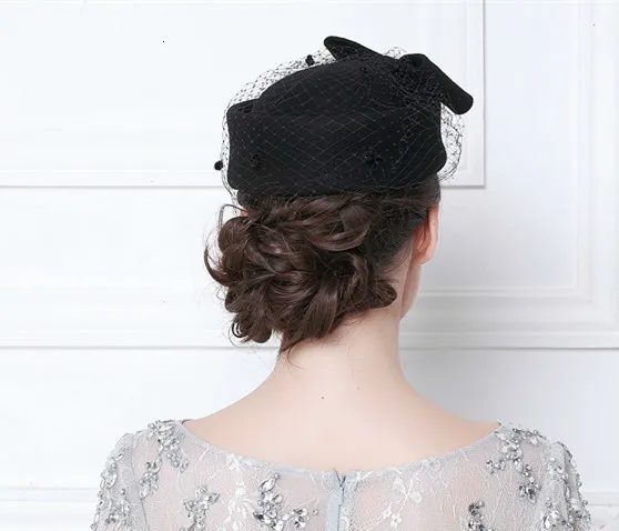 Зимняя фетровая шапочка с бантом Шляпы плоским верхом Винтажный французский