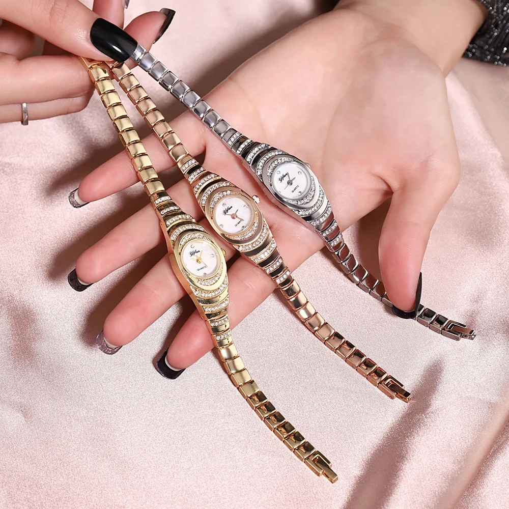 

Women Bracelet Watch Rose Gold Fashion Luxury Stainless Steel Wrist Watch Rhinestone Ellipse Creative Ladies Dress Quartz Watch