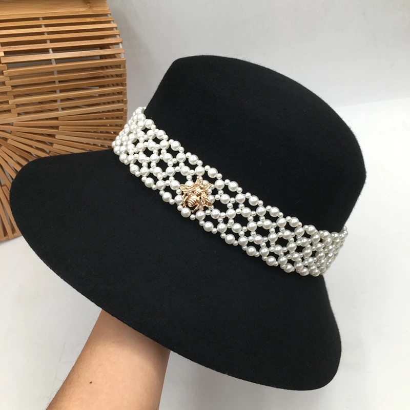 

The fisherman hat female small sweet show face basin of lamb cloth cap new winter wind web celebrity socialite hat wool hat