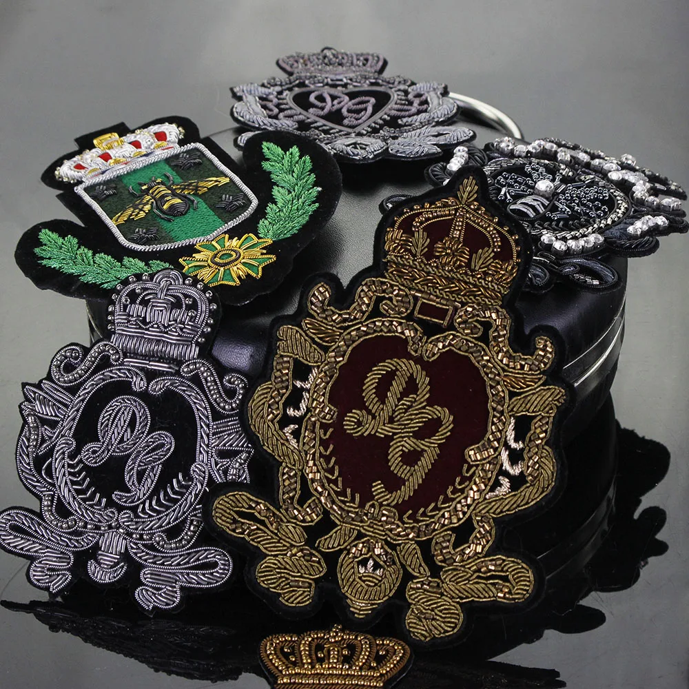 Усовершенствованная шелковая животная металлическая Весенняя нашивка ручная