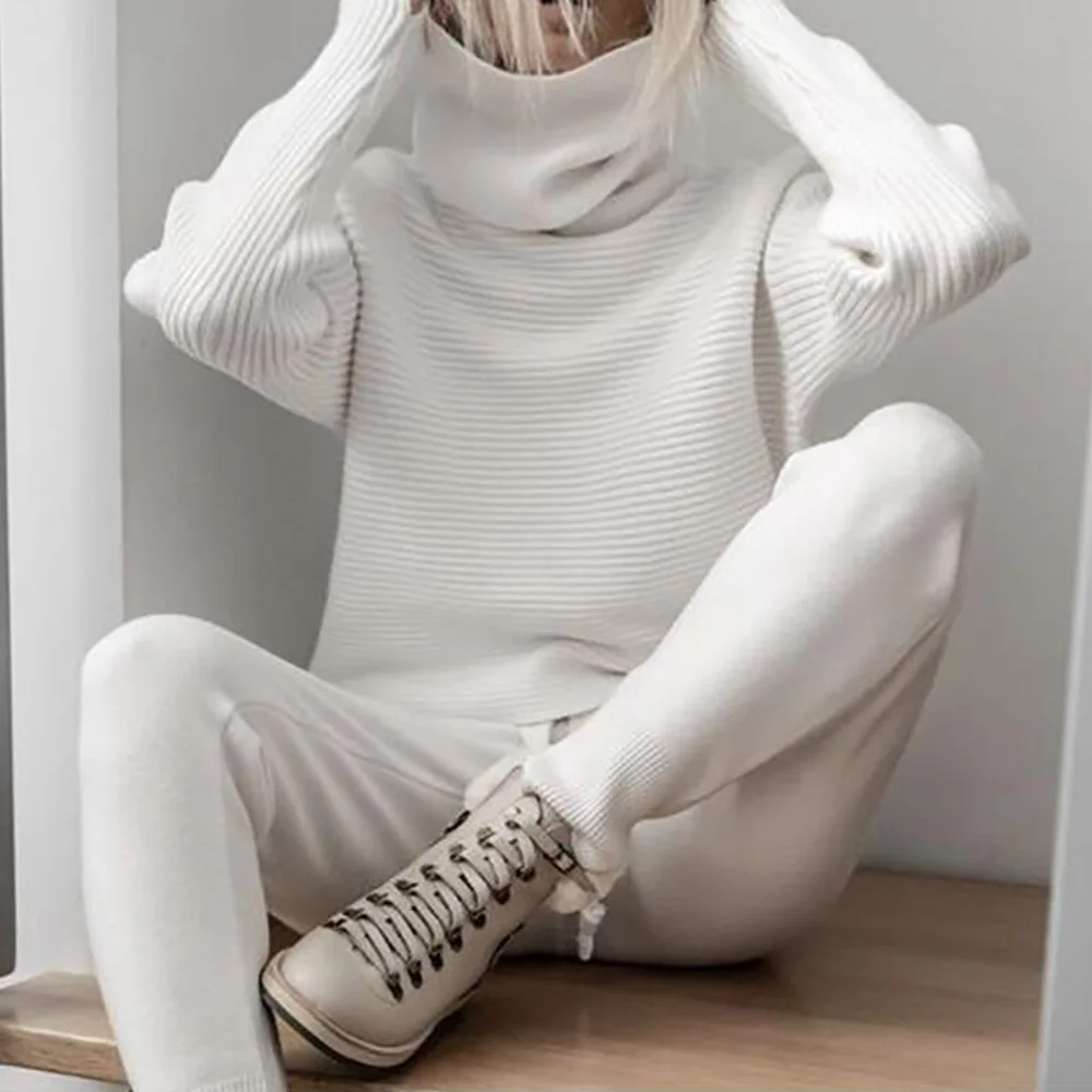 Вязаный свитер с высоким воротом Женский Осенний однотонный Белый Свободный