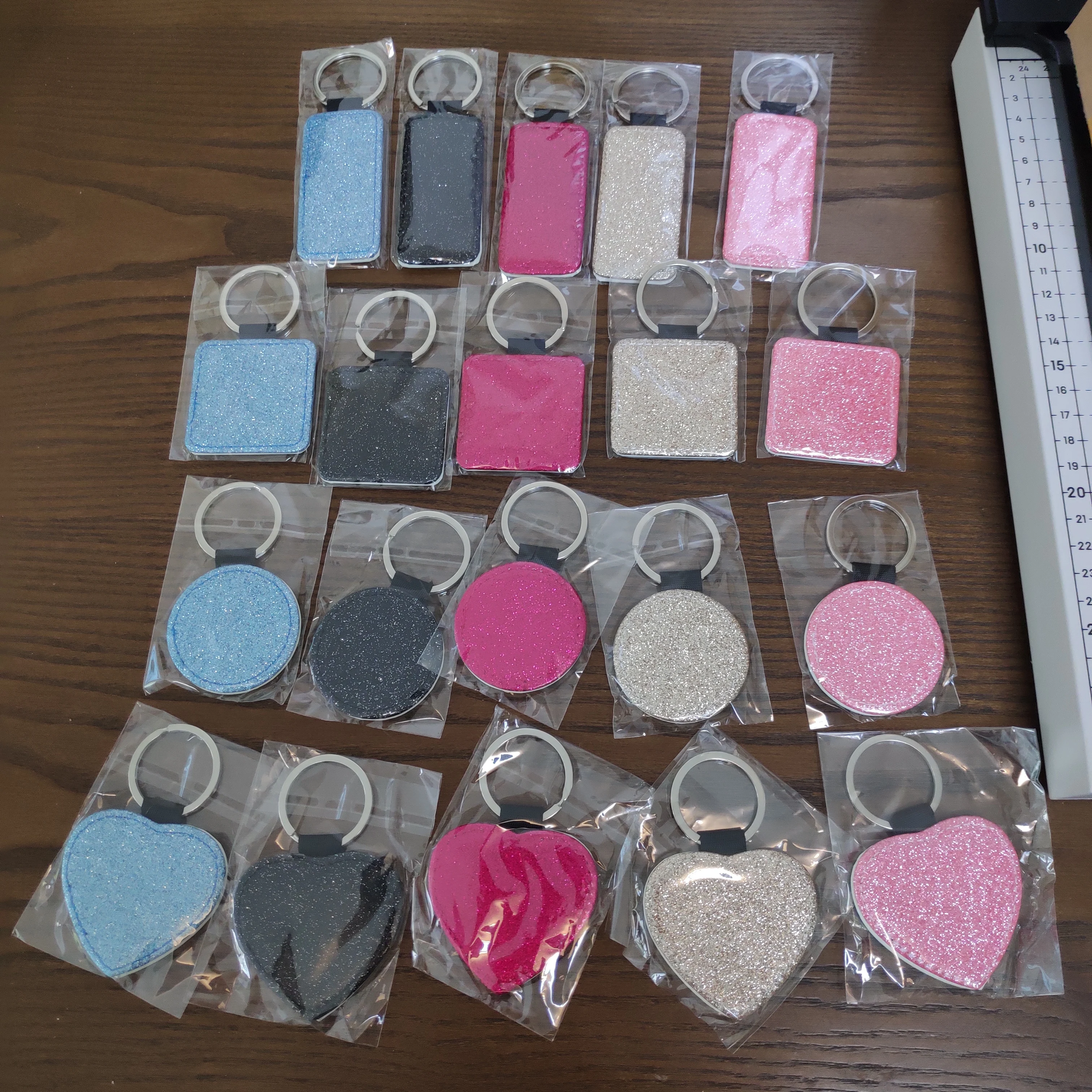 Бесплатная доставка 200 шт. пустые украшения для сублимации Кожаные Подвески