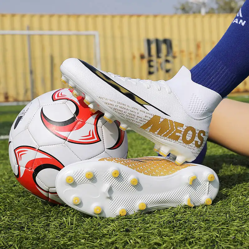Кроссовки футбольные унисекс тренировочные Нескользящие большие размеры | Спорт