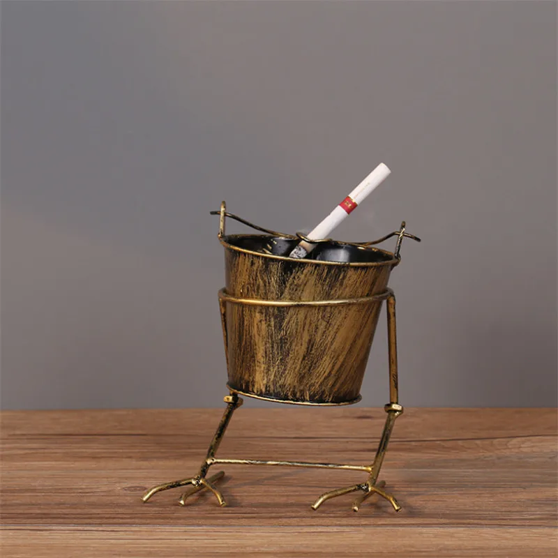 Европа креативная ретро железная пепельница ручной работы вертикальная в форме