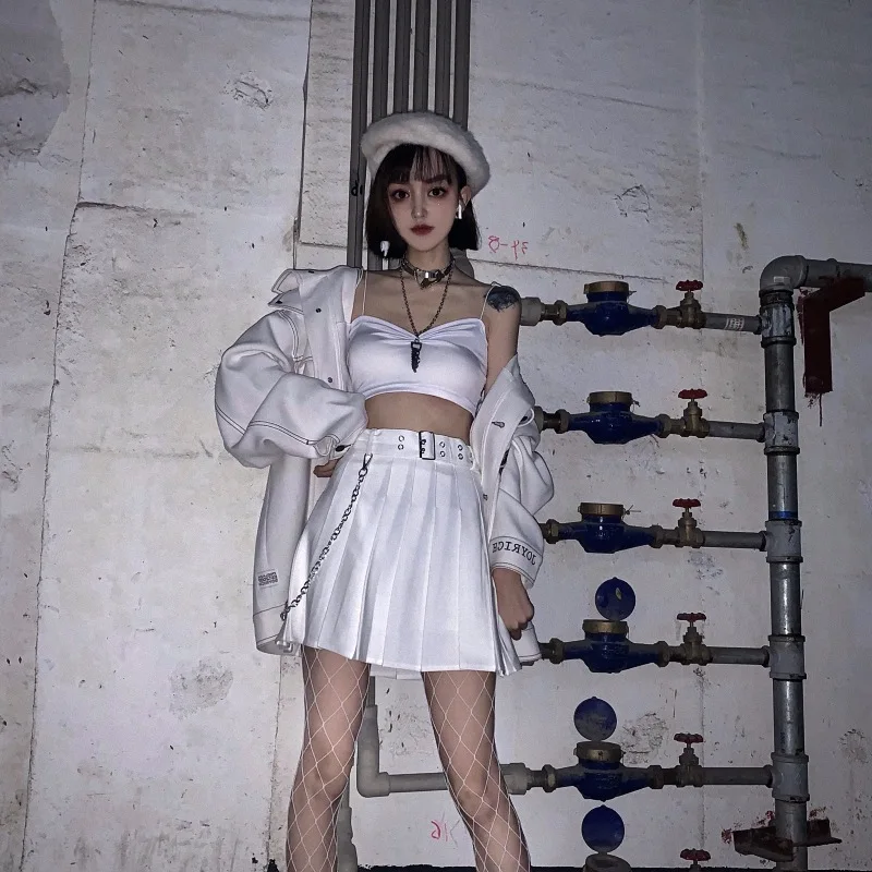 

2021 Summer Ins Harajuku Style Port-style High-waist Pleated Skirt Female Student Skirt With Belt Chain