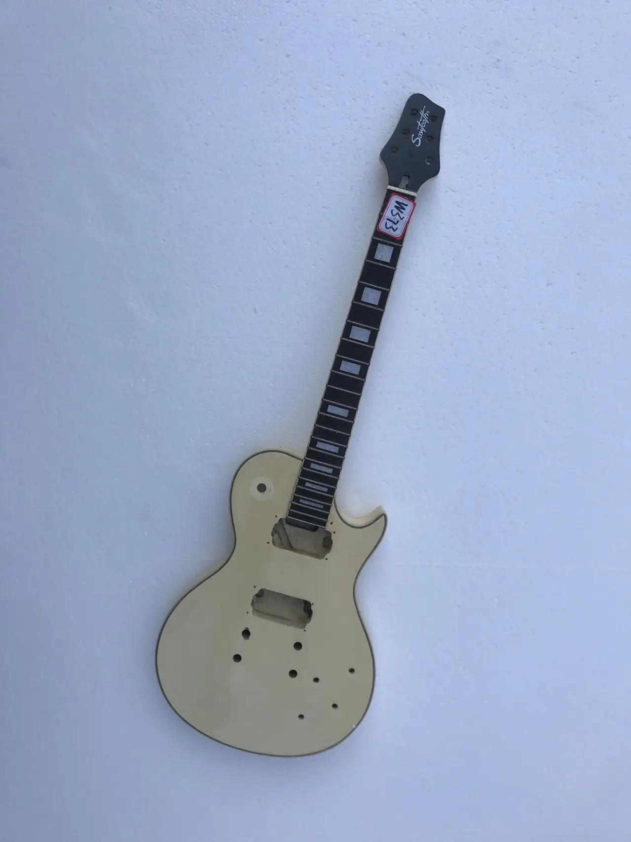 

Professional DIY (Not New) Electric Guitar without Hardwares in Stock Free Shipping W373