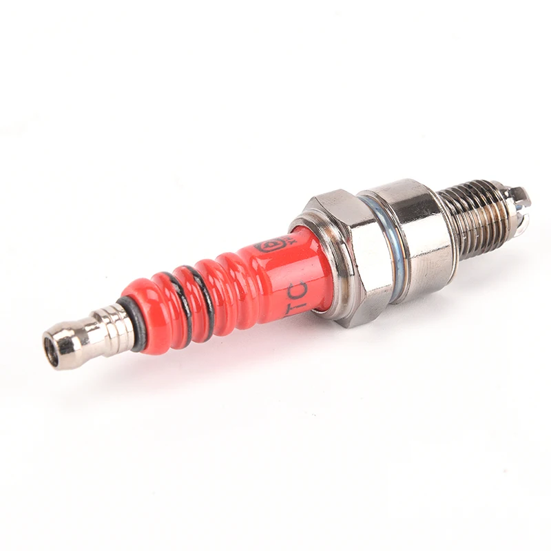 Высокая производительность 3 электроды свечи зажигания для скутера GY6 50cc 150cc A7TC |