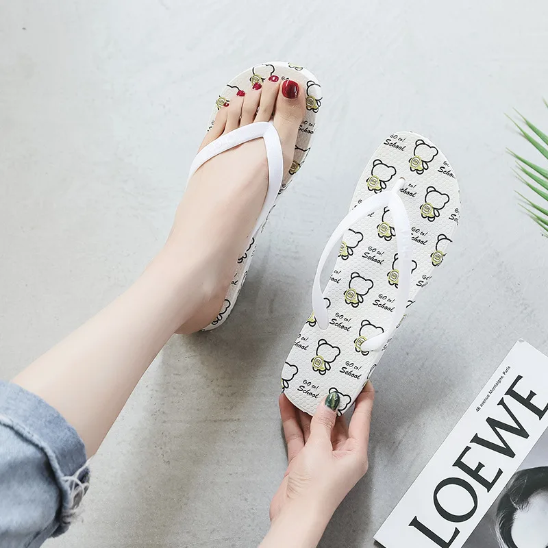 

2021 Summer Shoes Flip Flops Non-slip Bathroom Student Ladies Plastic Flat Heel Soft Outdoor Indoor
