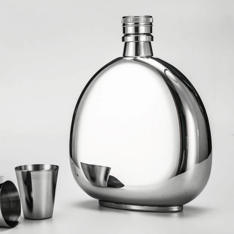 

Outdoor Hip Flask Light Tainless Steel Silver Hip Flask Portable Small Man Gift Decantador De Vino Kitchen Dining Bar BK50JH