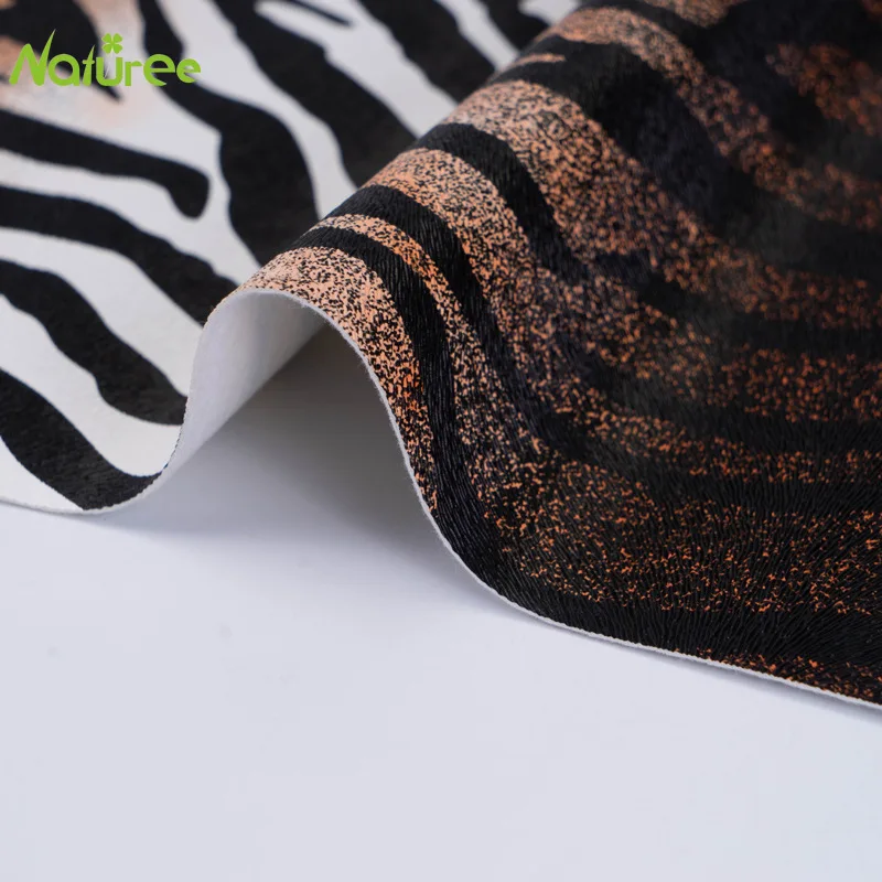 Naturee 50 см * 137 матовая ткань из искусственной кожи с градиентом зебры