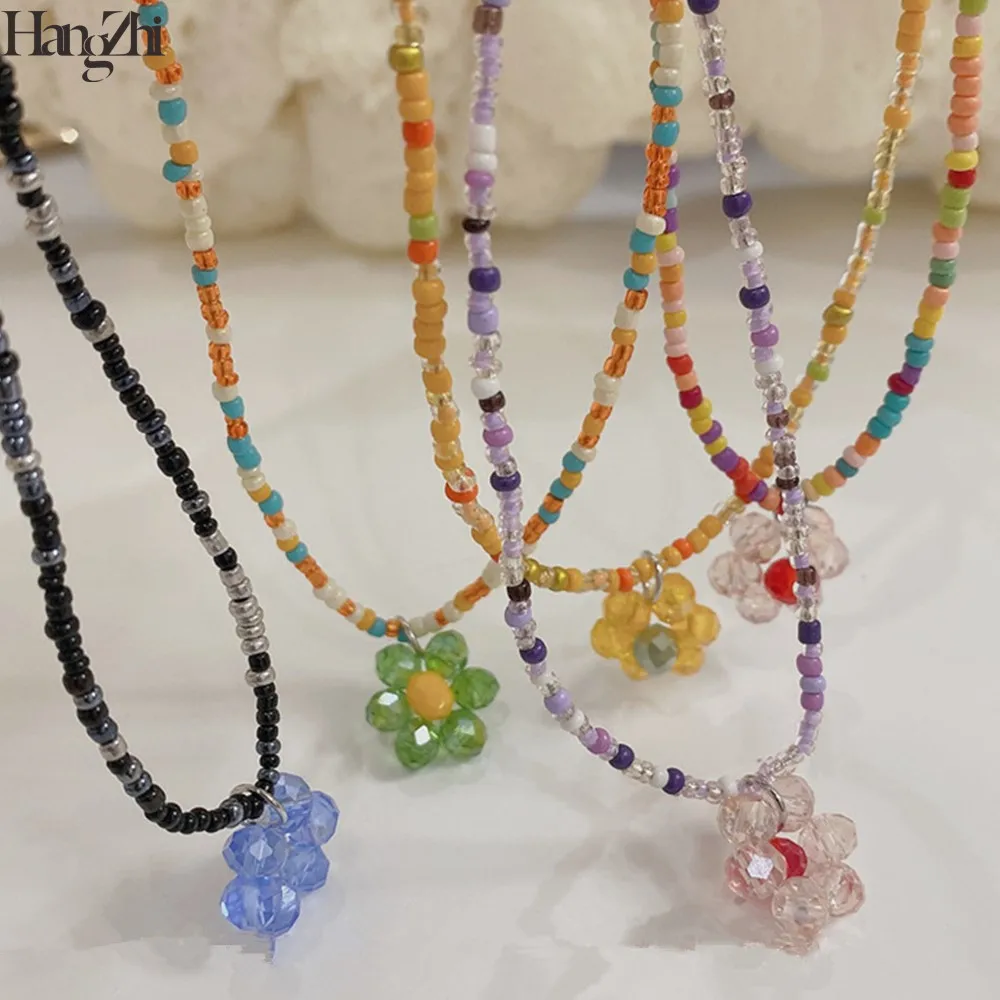 

HangZhi 2021 New Korean Lovely Colorful Crystal Flower Pendant Necklace Resin Beaded Clavicle Choker for Women Girls Jewelry