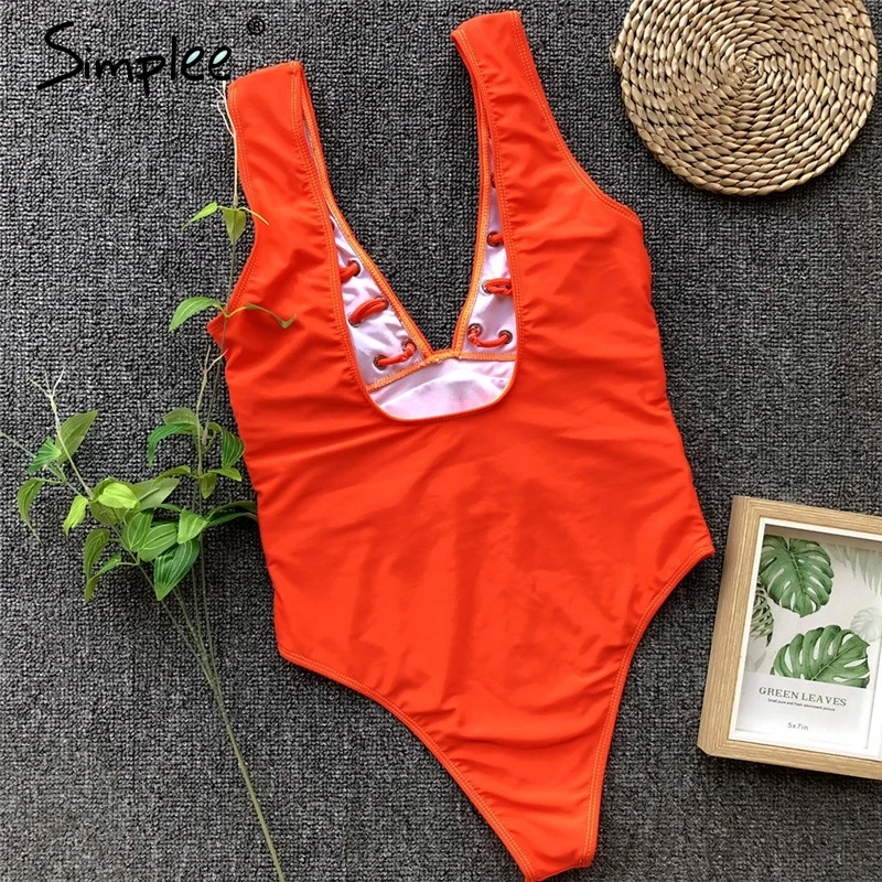 Сексуальный цельный купальник Simplee с полосами женский глубоким V образным