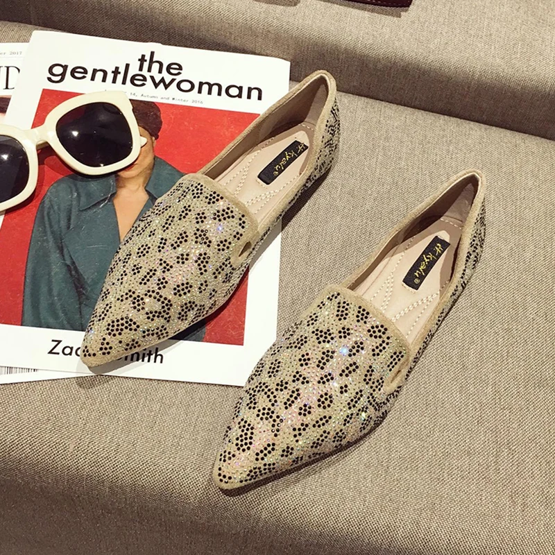 Лоферы с блестками Женская обувь на плоской подошве Мокасины острым носком и