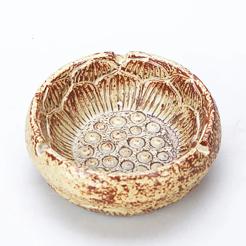 Новогодняя керамическая пепельница для автомобиля украшения дома китайское