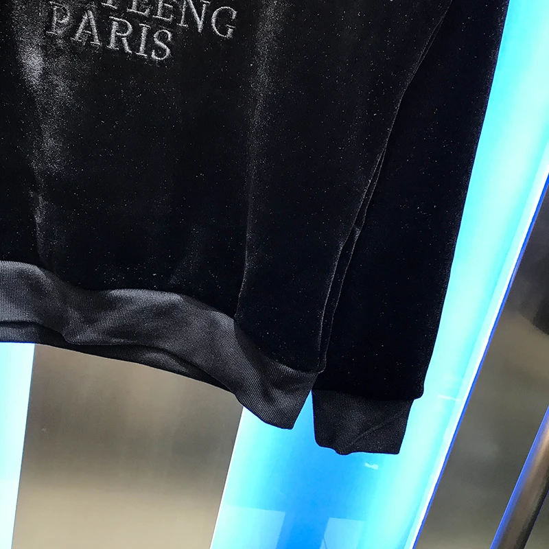 

European station gold velvet sweater 2020 autumn tide letter embroidered Sequin Crew Neck Long Sleeve T-Shirt bottoming man