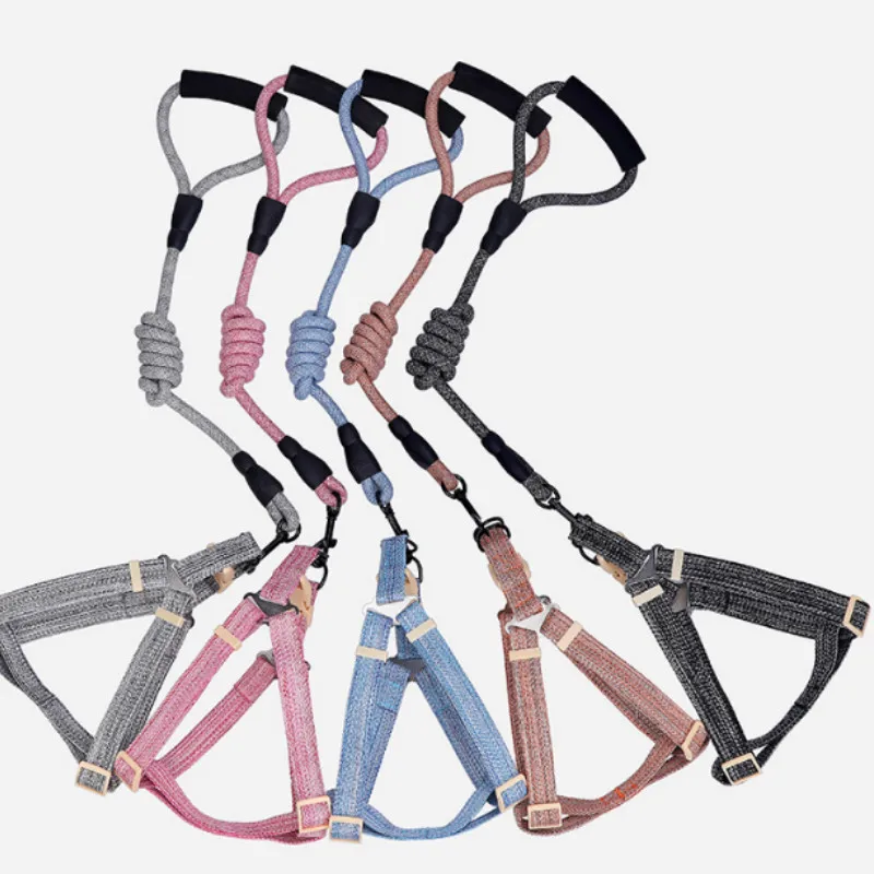 Шлейка для домашних животных нейлоновый поводок из полиэстера регулируемый