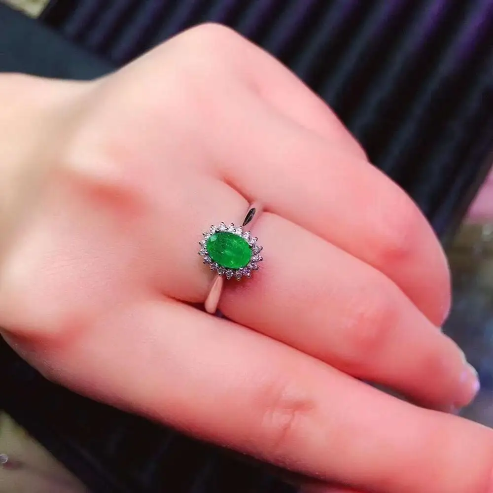 

Natural And Real emerald ring 925 sterling silver Fine jewelry