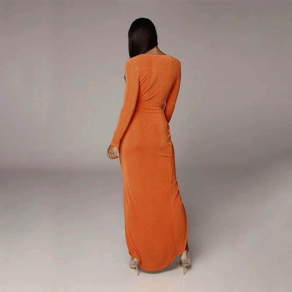 Сексуальное облегающее платье с v-образным вырезом и разрезом в виде рыбьего