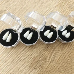 Накладные клыки 

70 рублей