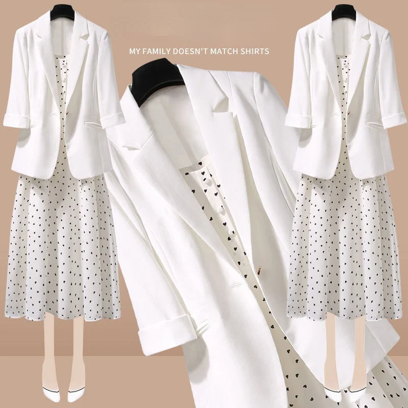 

Fashion large suit 2021 Korean version waist closing slim French suit coat wave point suspender dress two-piece set