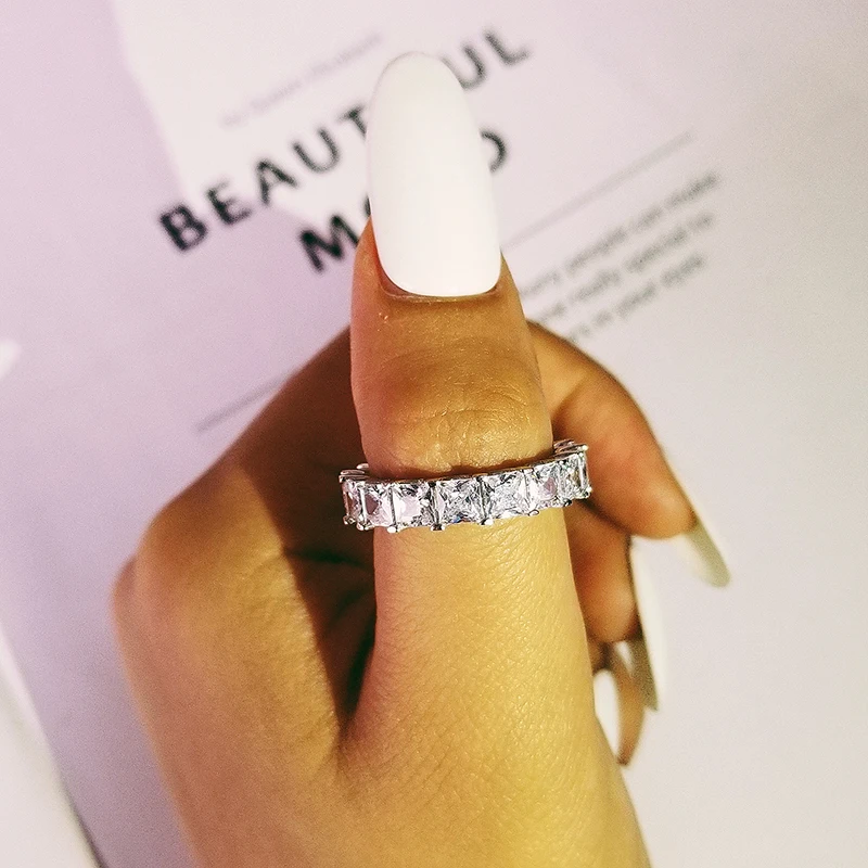 Женское кольцо вечности из серебра 925 пробы Подарок на годовщину или День святого