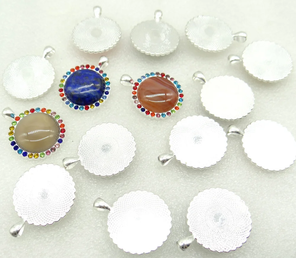 

2020 hot sell Natural Stone Quartz Crystal Opal tiger eye Round Shaped Pendant for Diy Jewelry Making necklace for woman man8PC