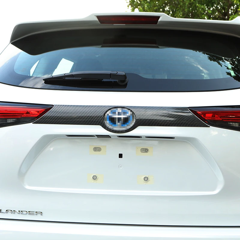 

Rear Car Logo Trim Tailgate Trim For Toyota Highlander XU70 Refit 2022 2021 2020 Car Accessories Taillight Trim Frame