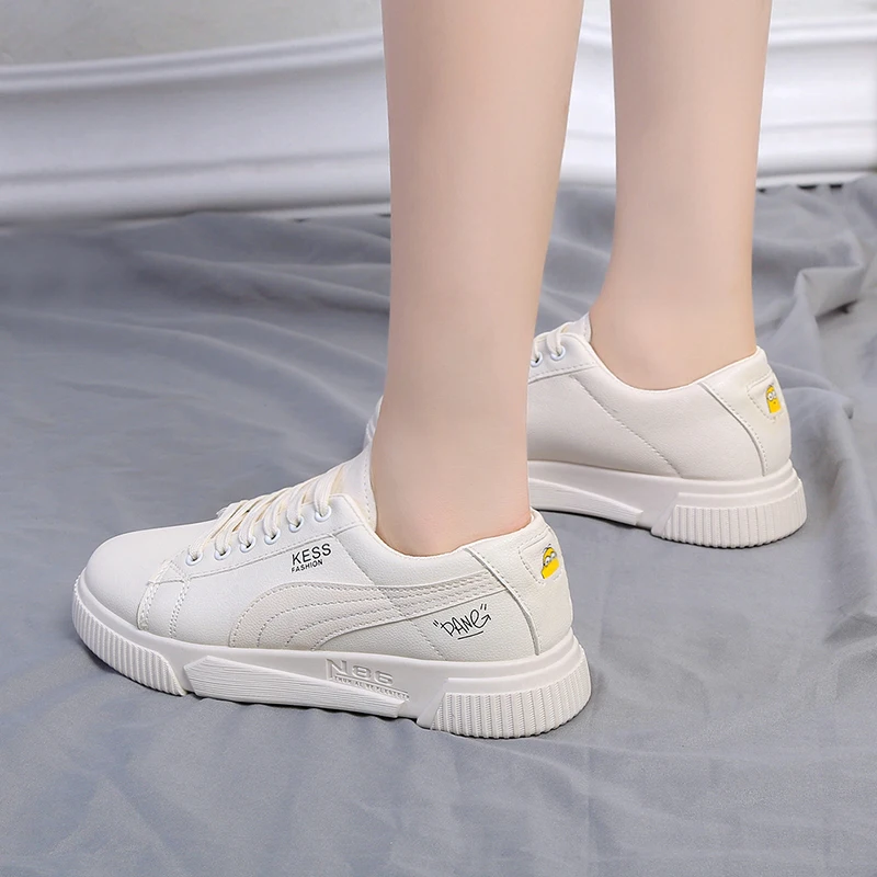 Новая модная мягкая кружевная кожа Повседневная маленькая белая обувь женские